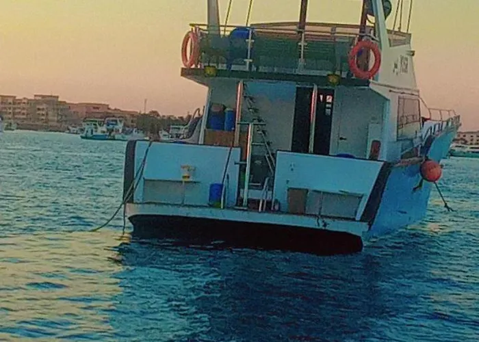 Yosr Botel Hurghada